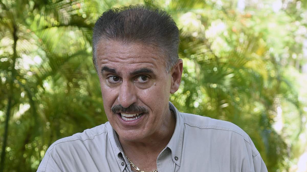 Miami-Dade Honors Local Icon Ahead Of His Retirement | NewsRadio WIOD