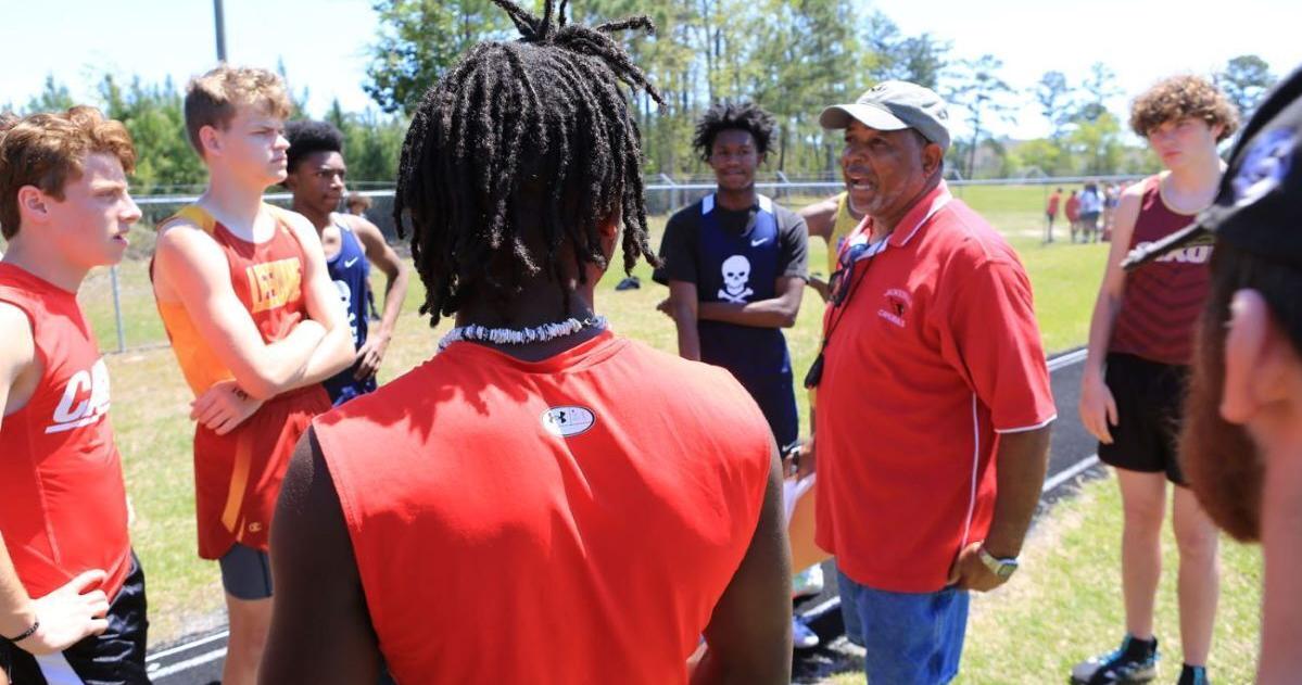 Hall of famer Curt Dowdy calls coaching Jacksonville track & field 'an honor' | Sports