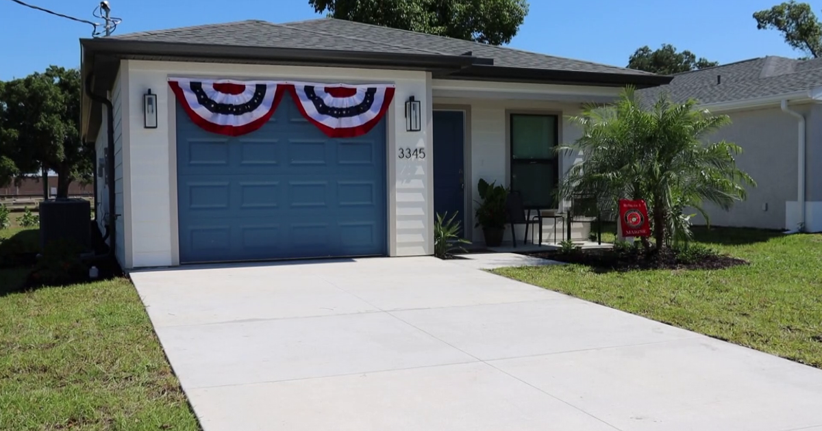 Community builds free home for 71-year-old veteran | Lee County