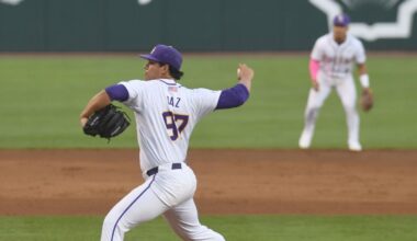 LSU baseball loses to Florida on Friday, Marcos Paz struggle | LSU