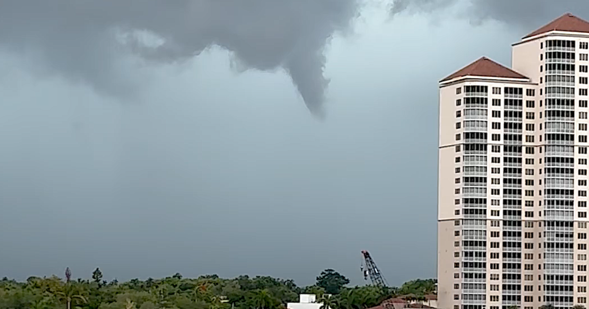 Funnel cloud spotted near Downtown Fort Myers, tree damage seen | Lee County