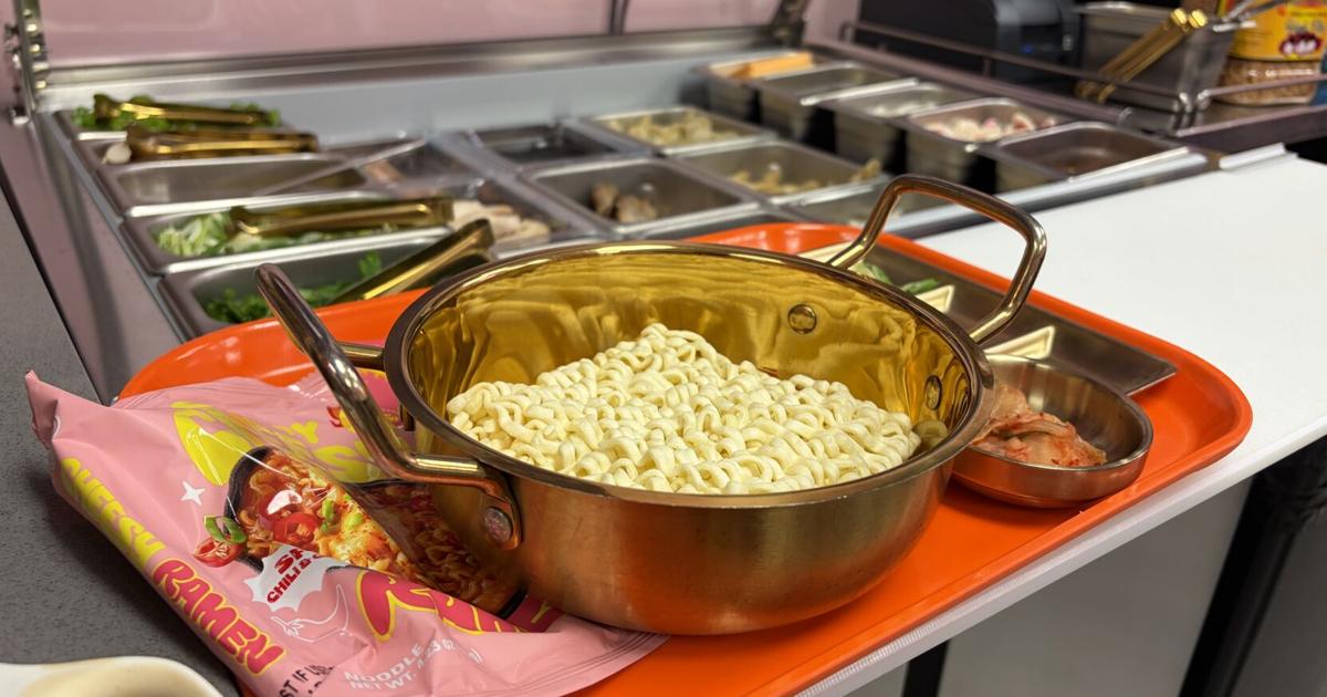 Southwest Florida’s first instant ramen bar is bringing Korean street food culture to the table | WINK Stop