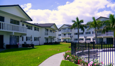 Fort Myers condo association fights to recover $368K from contractor | WINK Listens