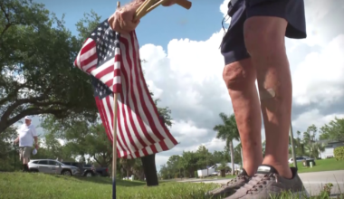 San Carlos Park duo plants 1,100 flags ahead of Memorial Day | Lee County