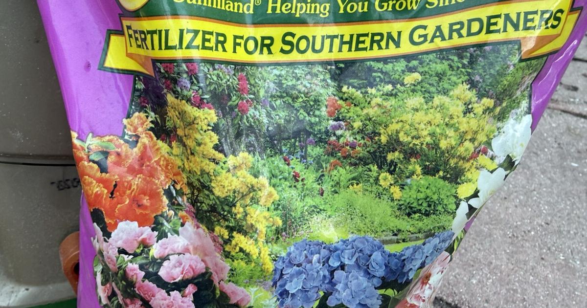 SWFL Fertilizer rules: What you can't do starting on June 1 | WINK Listens