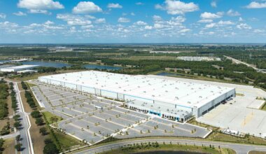 Amazon temporarily closing warehouse that employs 850 in Florida city