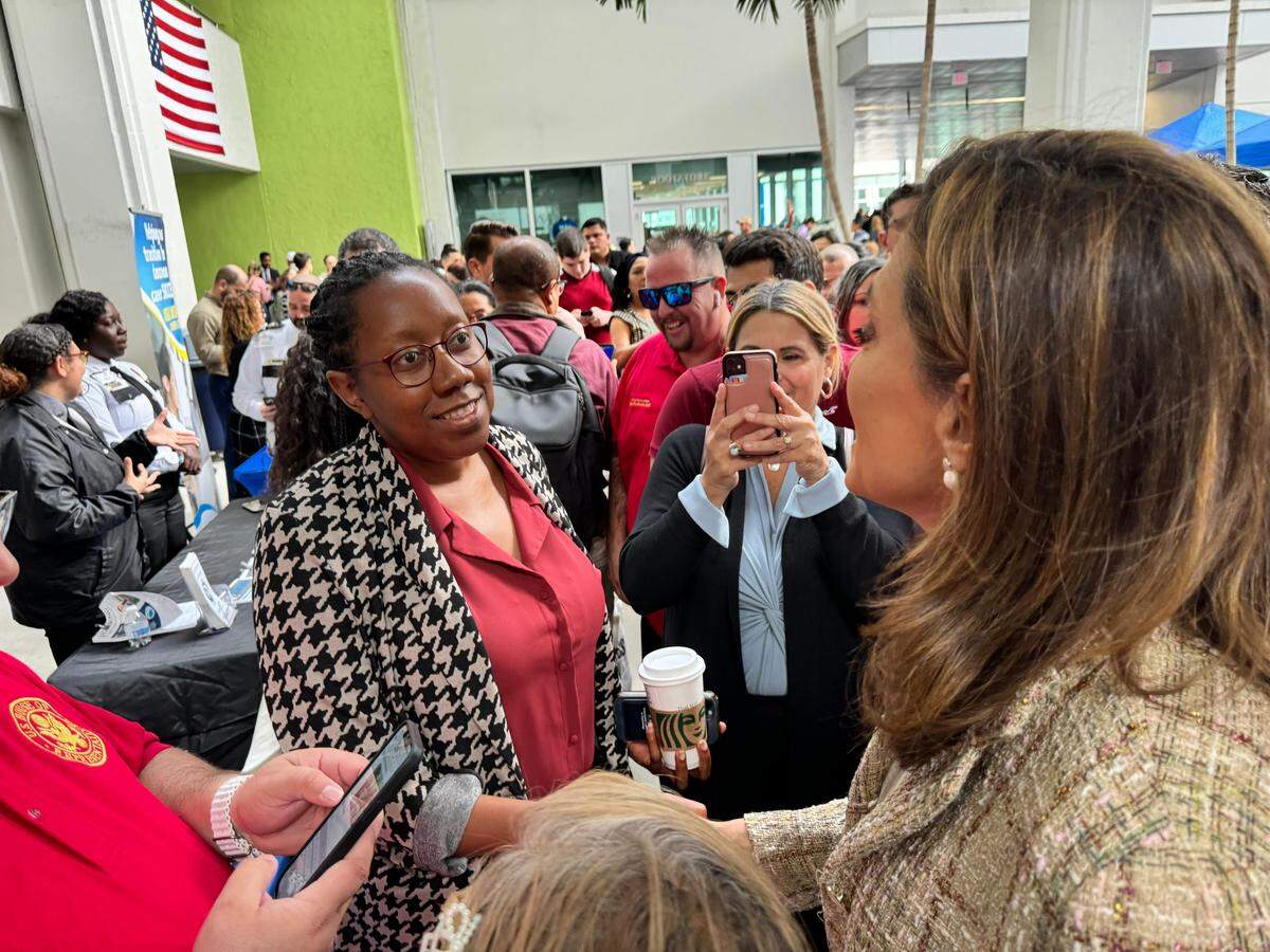 Congresswoman María Elvira Salazar, right, with employers and job candidates at a 2025 job fair. This year, 60 public agencies and private businesses will gather on May 27 at Miami Dade College.