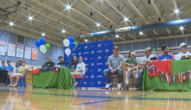 Trio of Taylor County Bulldogs sign grants of aid