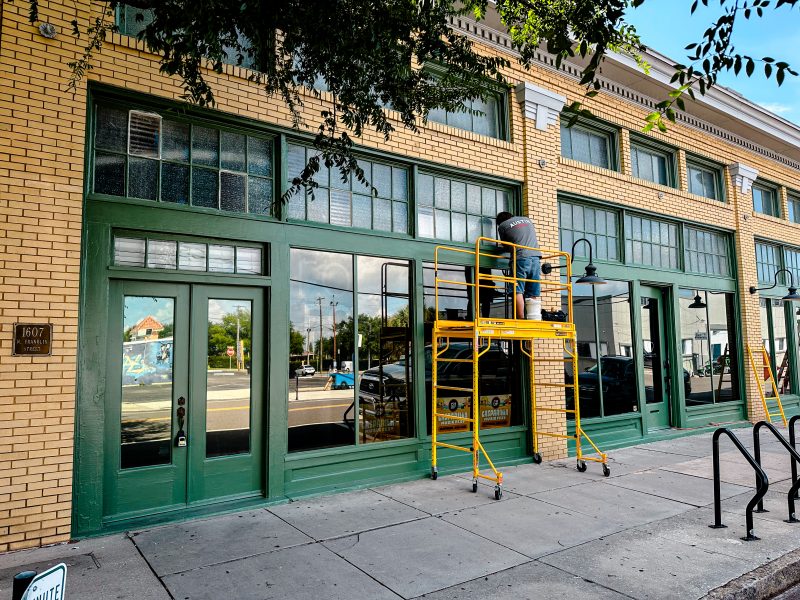 Peppermint Lounge, 1960s-inspired vinyl bar, to open in Tampa