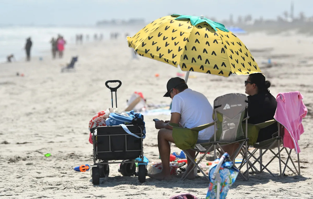 Memorial Day forecast in South Florida promises dry weekend heat