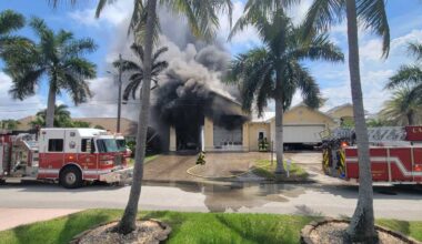 House fire erupts on SW 26th Place in Cape Coral