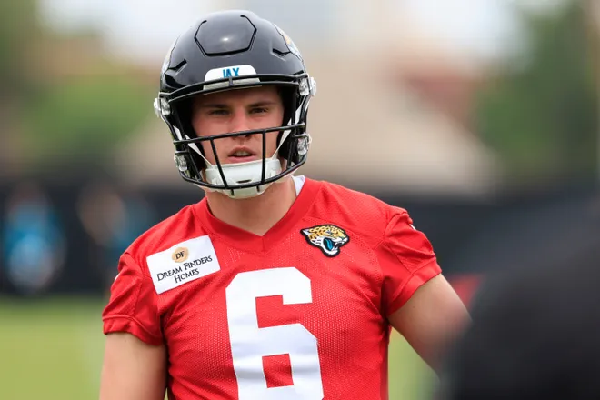 Jacksonville Jaguars quarterback Derek Robertson (6) looks on during rookie minicamp at the Miller Electric Center, Saturday, May 9, 2026 in Jacksonville, Fla. Today was the second of a three day camp concluding Sunday.