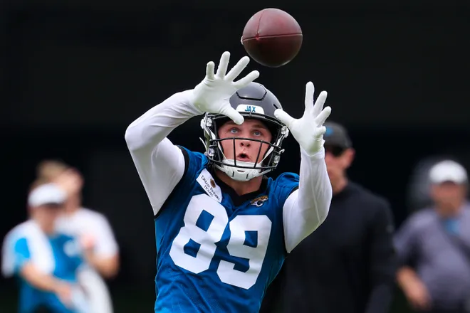 Jacksonville Jaguars tight end Tanner Koziol (89) catches a pass during rookie minicamp at the Miller Electric Center, Saturday, May 9, 2026 in Jacksonville, Fla. Today was the second of a three day camp concluding Sunday.