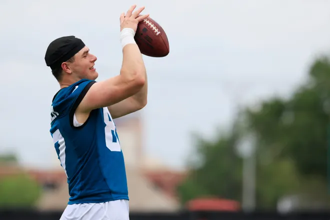 Jacksonville Jaguars tight end Nate Boerkircher (87) catches a pass during rookie minicamp at the Miller Electric Center, Saturday, May 9, 2026 in Jacksonville, Fla. Today was the second of a three day camp concluding Sunday.