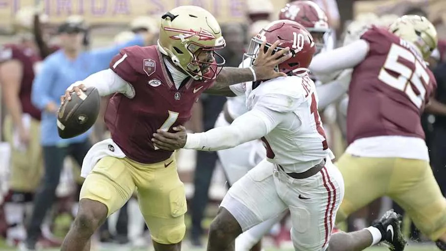 Florida State Seminoles quarterback Tommy Castellanos