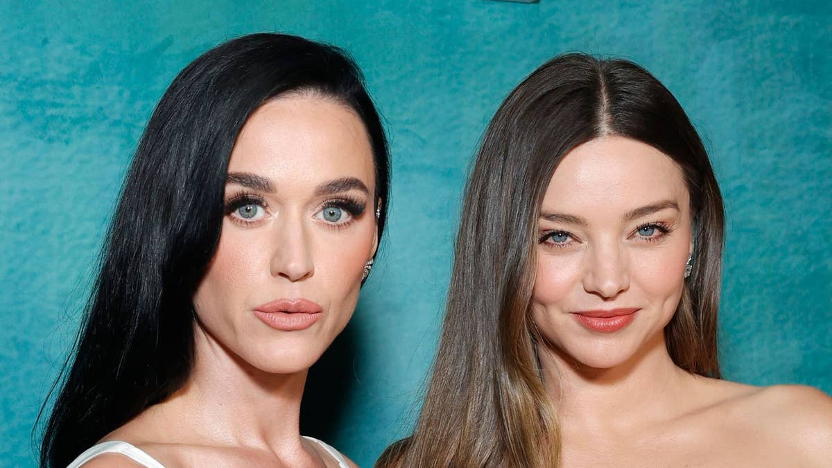 Orlando Bloom's exes Katy Perry and Miranda Kerr bond in new photo — see