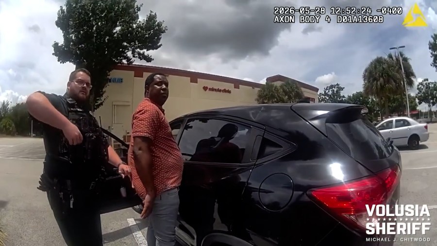 WATCH: Florida super speeder arrested with 5-year-old son in back seat, deputies say