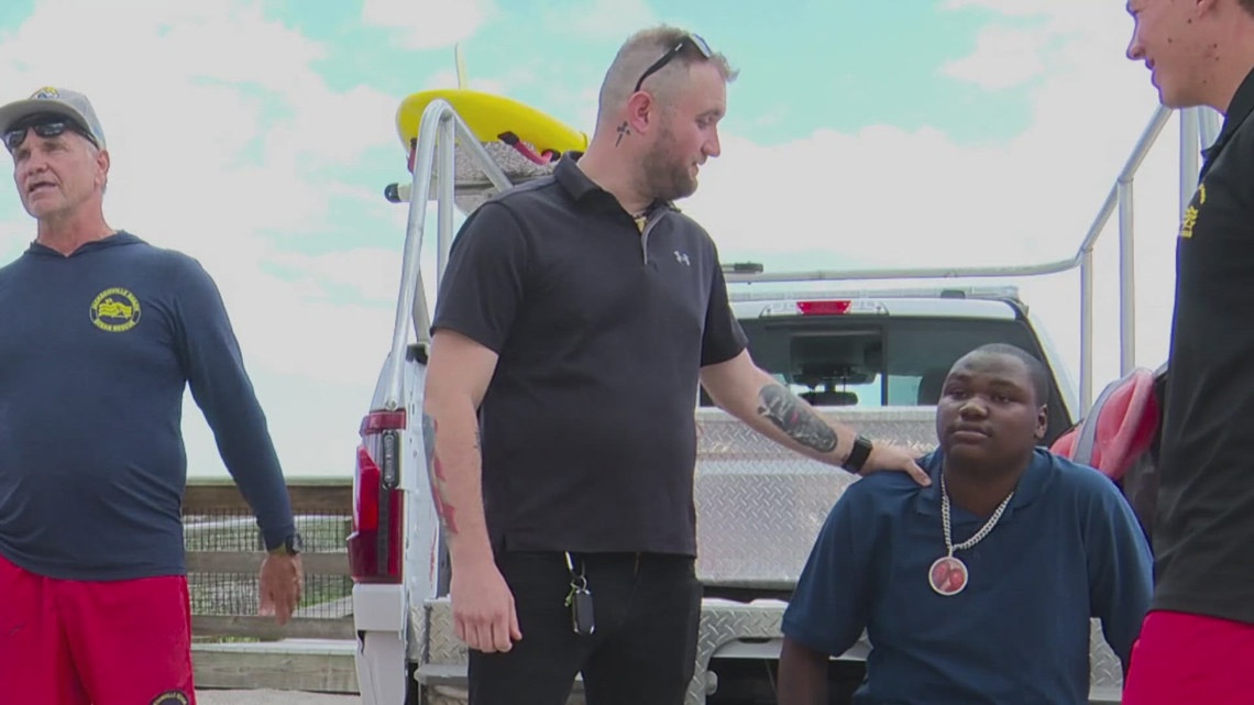 19-year-old reunites with rescuers after nearly drowning in Jacksonville Beach