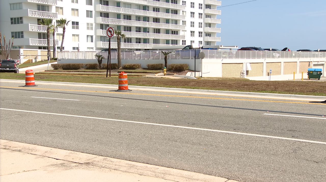 A1A road project hurting Daytona Beach gift shop