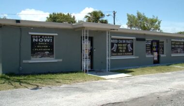 22-year-old charged with tampering with evidence in Fort Pierce pawn shop shooting