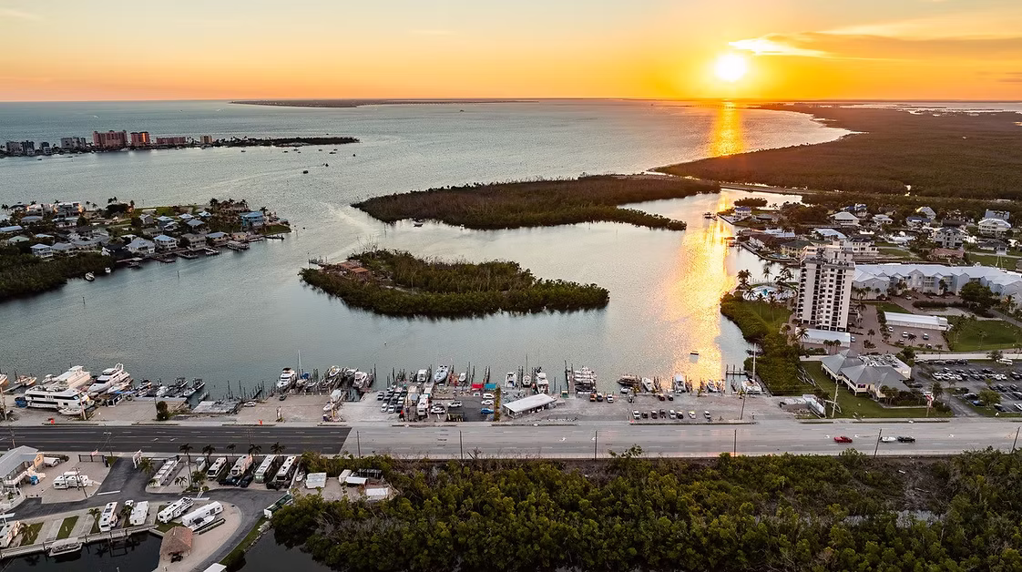 A new tide at Joe’s Dockside
