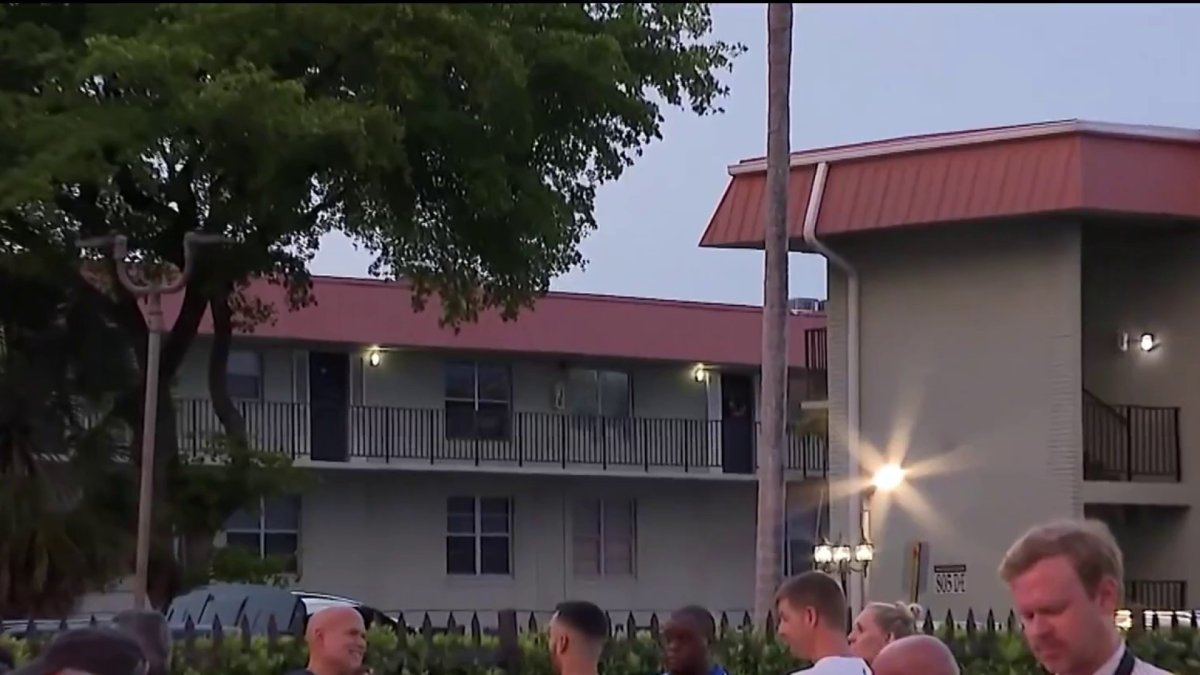 Armed man who barricaded self at Oakland Park apartment hospitalized after being shot, BSO says – NBC 6 South Florida