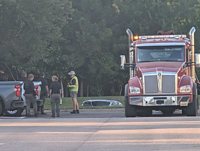 Vehicle found in retention pond near River City Marketplace
