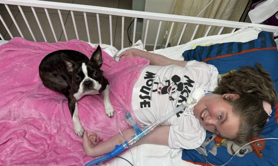 Broward Children’s Center Introduces Animal-Assisted Therapy Program with Certified Therapy Dog