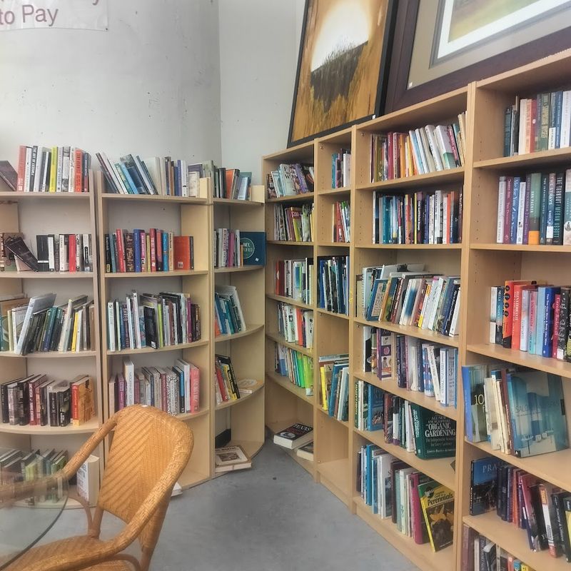 Books for a Dollar That Will Blow Your Mind Books for a Dollar That Will Blow Your Mind