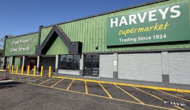 Harveys Supermarket in Brentwood becoming a Winn-Dixie