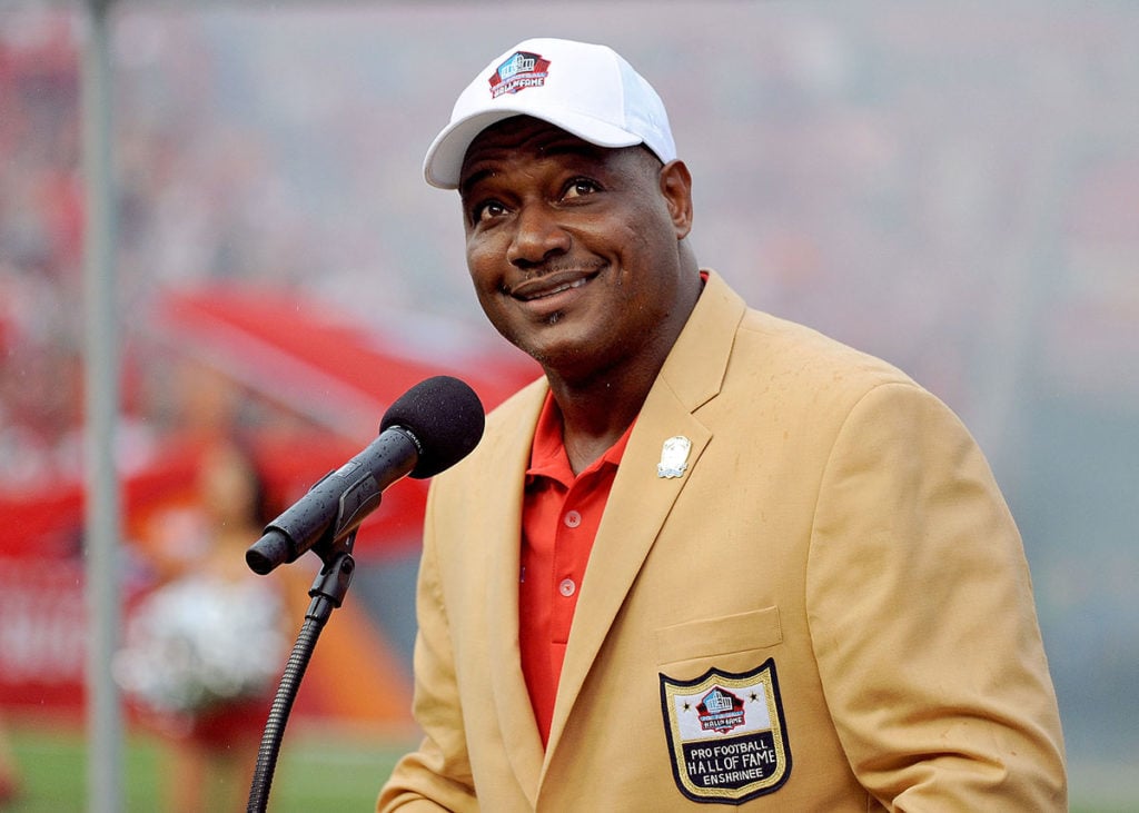 What Did Bucs Legends Think Of Mike Evans' Decision To Leave Tampa Bay? 4 Bucs Legend Derrick Brooks