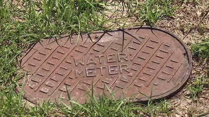 Clay County woman says $900 water bill equal to filling 6 swimming pools still can’t be explained