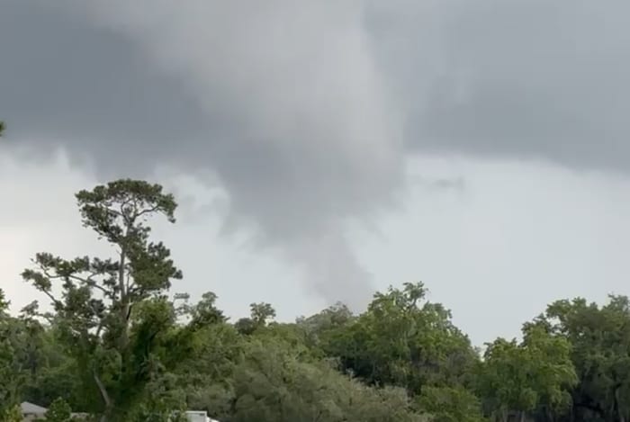 Funnel cloud seen on Jacksonville’s Northside as storms rolled through
