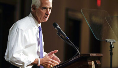 Charlie Crist is Running for St. Petersburg Mayor