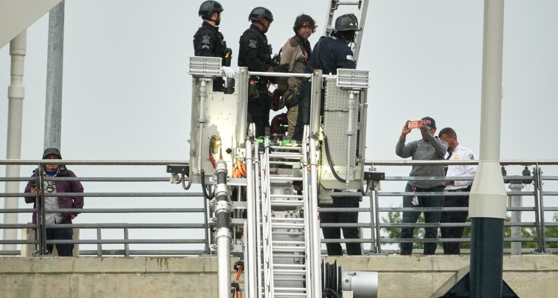 Florida man faces charges after ending multiday protest atop DC’s Frederick Douglass bridge