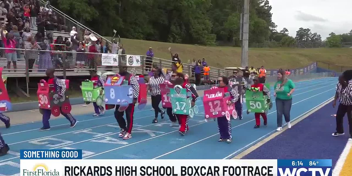 Rickards High debuts NASCAR-style boxcar footrace, students pack the stands