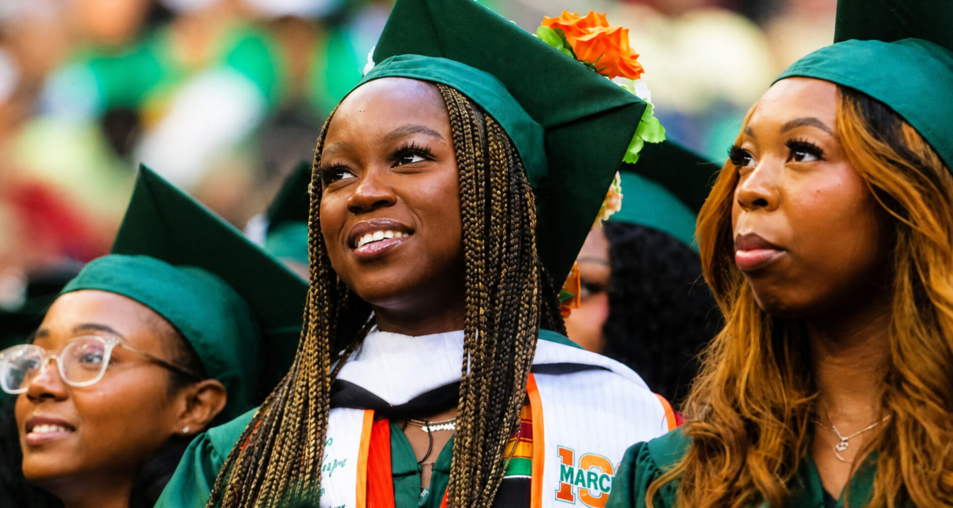 Dupe FAMU Marching 100 Head and Shoulders
