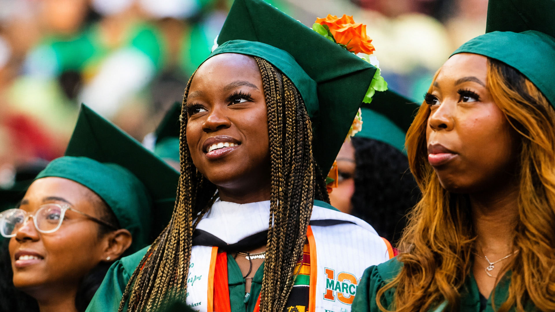 Dupe FAMU Marching 100 Head and Shoulders