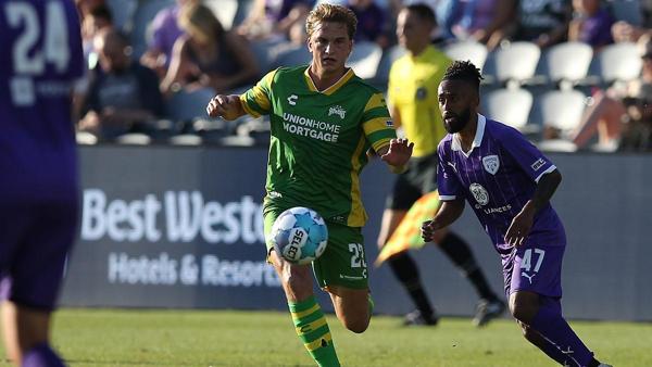 Myers, Schneider Send Tampa Bay Rowdies past Louisville City