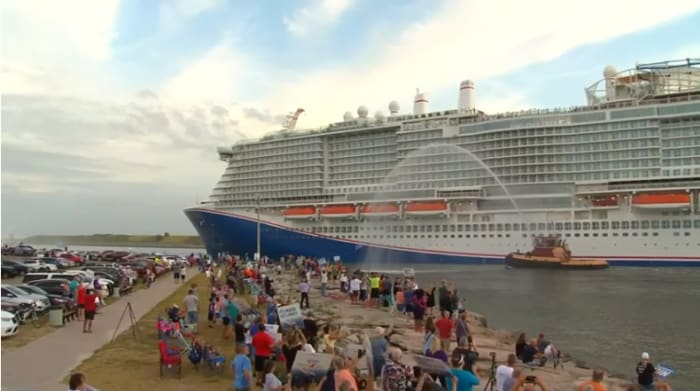 Carnival Mardi Gras Rescues 9 Off Florida Coast