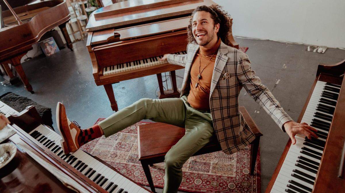Emmet Cohen brings Live from Emmet’s Place to Miami