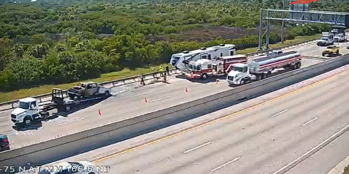 Vehicle fire causes delays on I-75 in Charlotte County