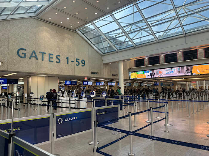 Flight returns to gate at Orlando airport after reported odor; 3 taken to hospital