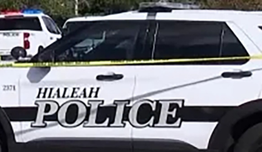 Hialeah man stabbed another man with kitchen knife in random attack, cops say – NBC 6 South Florida