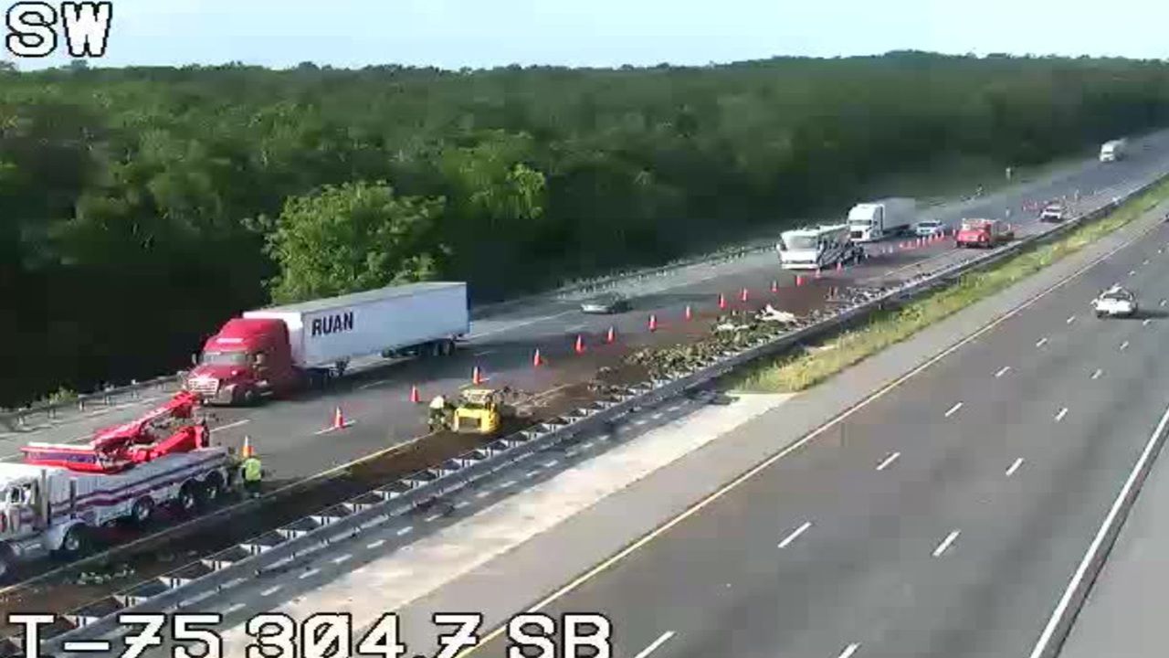 The crash, which was near the State Road 50 exit, happened before 6 a.m. The roadway was reopened just before 9 a.m. (FDOT)