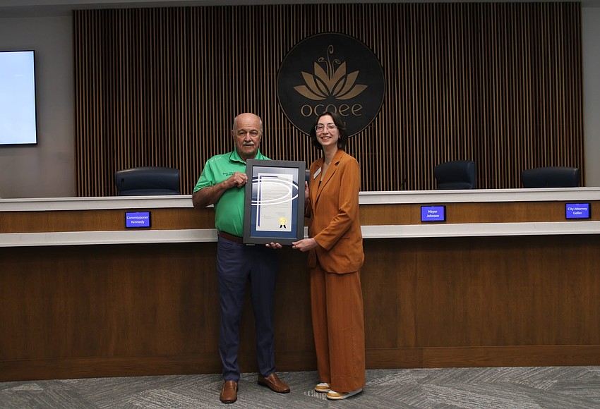 Ocoee mayor awarded John Land Years of Service