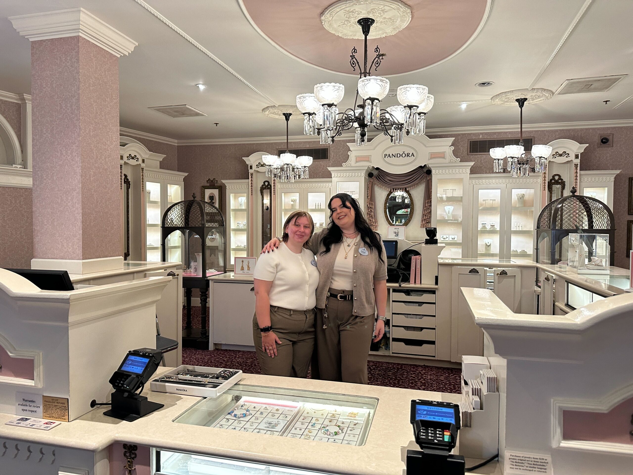 Pandora Cast Members working at the Uptown Jewelers location on Main Street, U.S.A. in Magic Kingdom are now sporting a new look.