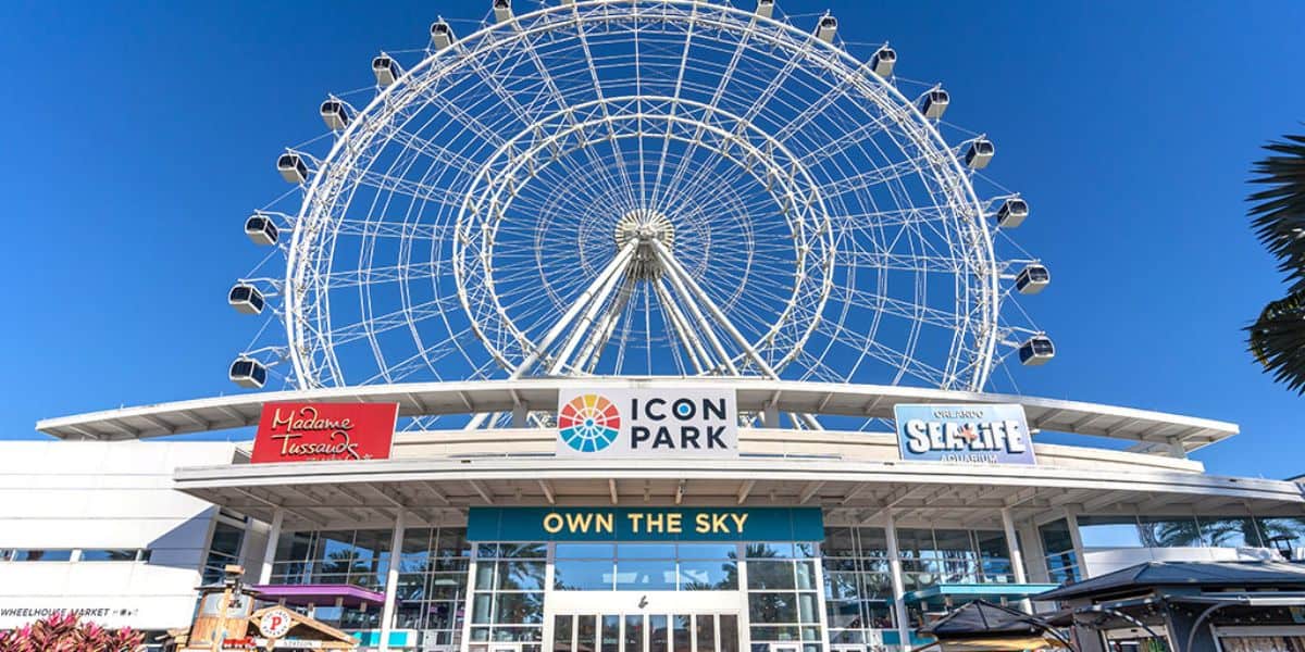 Icon Park entrance