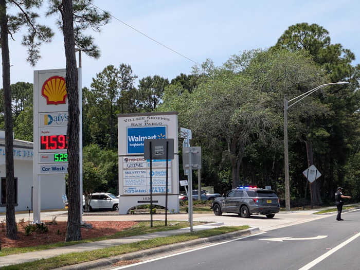 Heavy JSO presence near Walmart at intersection of San Pablo Road and Atlantic Boulevard