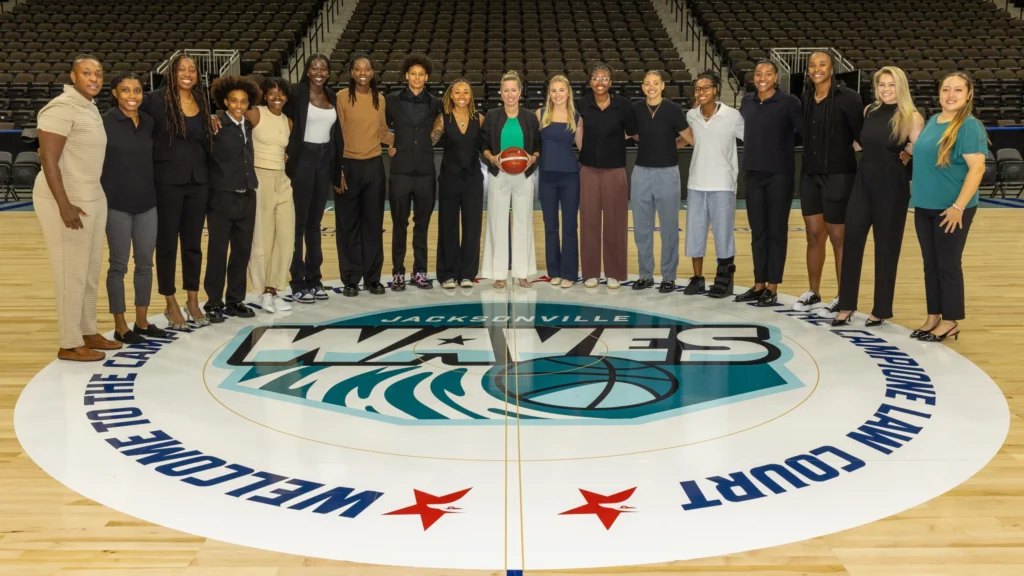 Jacksonville Waves players and coaches